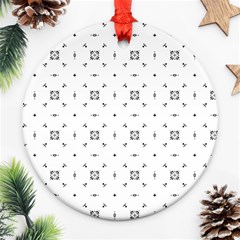 Bw Pattern Iii Ornament (round)