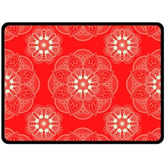 Crimson Current Fleece Blanket (large)